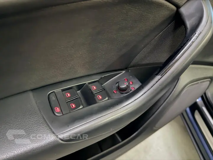 Q3 1.4 TFSI Ambiente Plus S Tronic