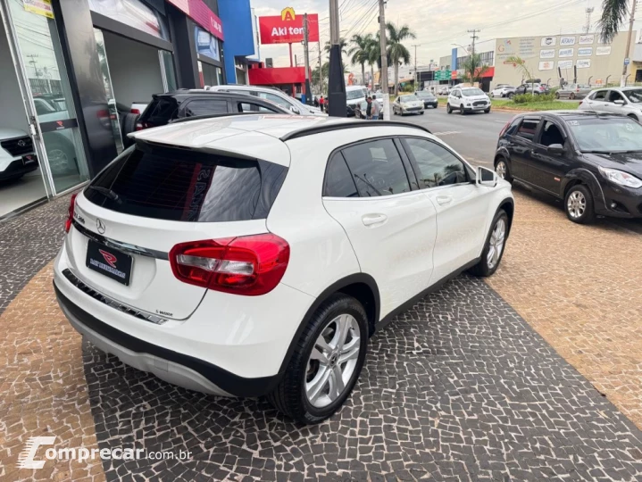 GLA 200 1.6 CGI FLEX STYLE 7G-DCT
