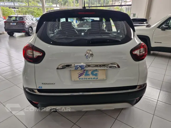 Captur 2.0 16V 4P FLEX INTENSE AUTOMÁTICO