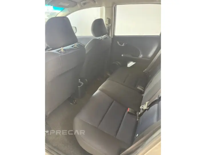 FIT 1.4 LX 16V FLEX 4P AUTOMÁTICO