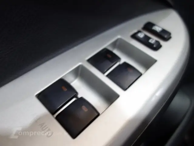 COROLLA - 2.0 XRS 16V 4P AUTOMÁTICO