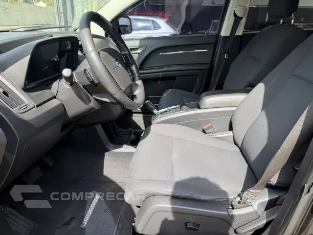 JOURNEY - 2.7 SXT V6 4P AUTOMÁTICO