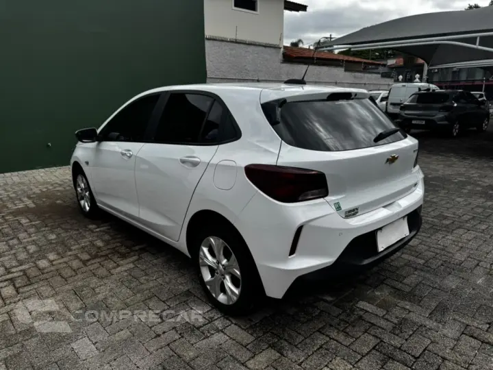 ONIX 1.0 TURBO FLEX LTZ AUTOMÁTICO