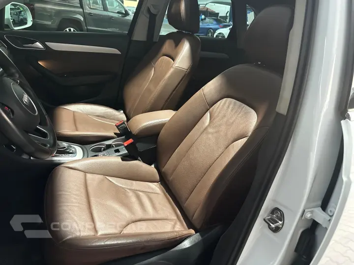 Q3 1.4 TFSI FLEX PRESTIGE PLUS S TRONIC