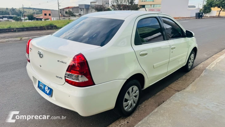 ETIOS 1.5 XS Sedan 16V