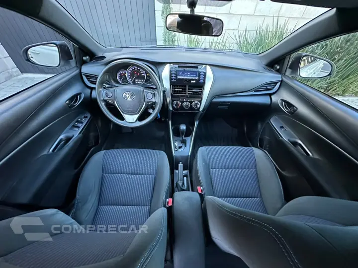YARIS 1.3 16V FLEX XL LIVE MULTIDRIVE