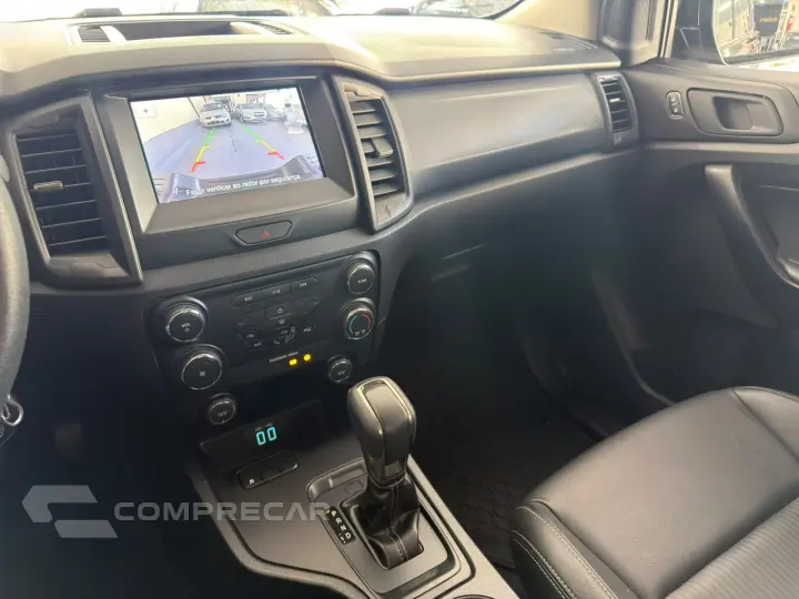 RANGER 2.2 Black 4X2 CD 16V