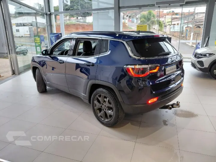 COMPASS 2.0 16V FLEX LONGITUDE AUTOMÁTICO