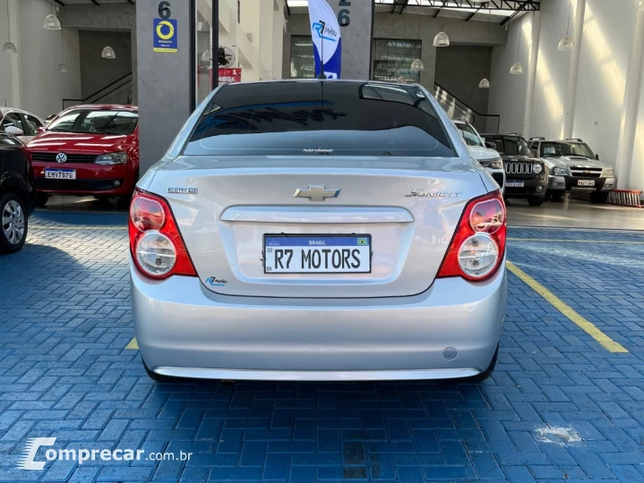 SONIC 1.6 LT SEDAN 16V FLEX 4P AUTOMÁTICO