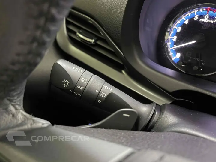 YARIS 1.5 16V FLEX XLS CONNECT MULTIDRIVE