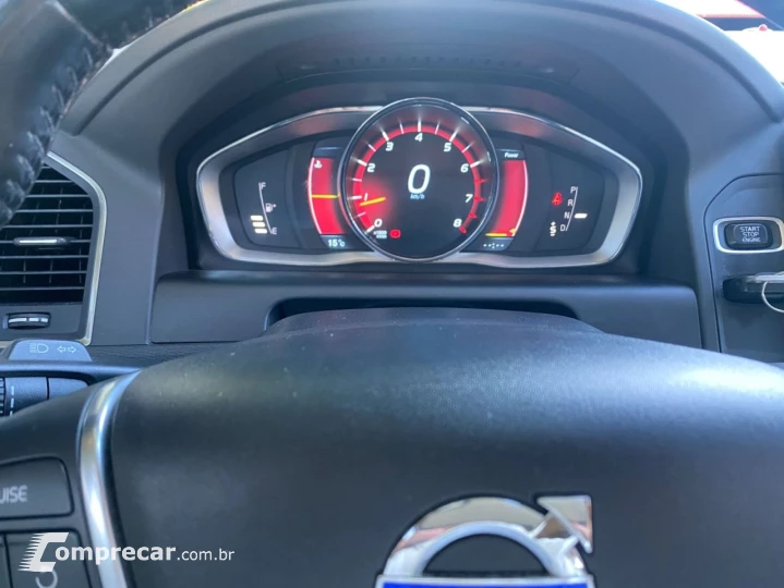 XC60 2.0 4P DYNAMIC T5 TURBO AUTOMÁTICO