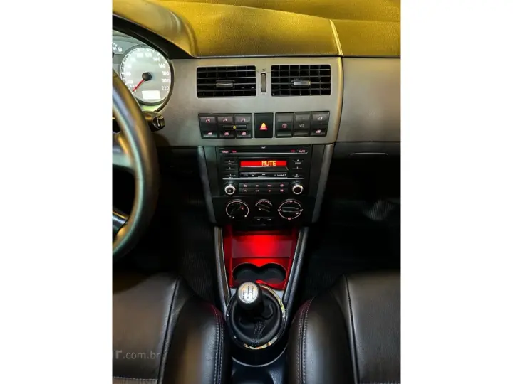 PARATI 1.0 MI 16V TURBO GASOLINA 4P MANUAL G.III