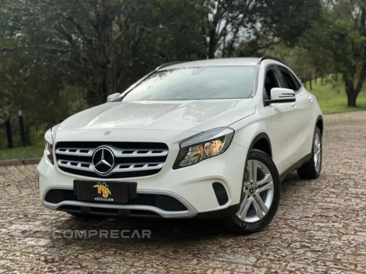 GLA 200 Style 1.6 TB 16V/Flex Aut.