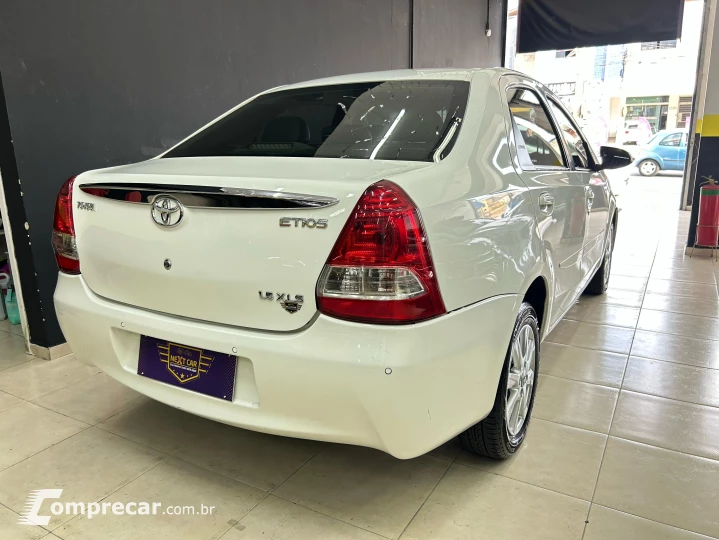 ETIOS 1.5 XLS Sedan 16V