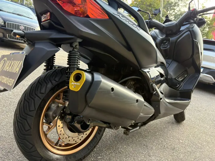 XMAX 250 ABS