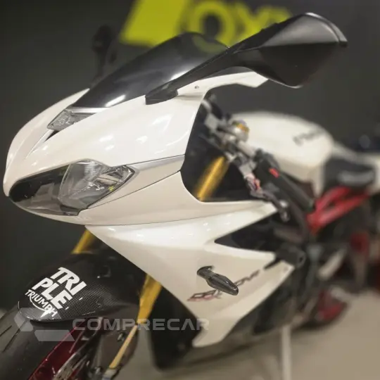 DAYTONA 675R