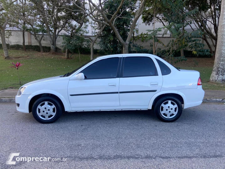 CLASSIC 1.0 MPFI LS 8V
