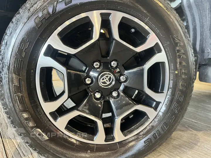 Hilux Caminhonete 2.8 16V SRV 4X4 DIESEL CABINE DUPLA AUTOMÁ