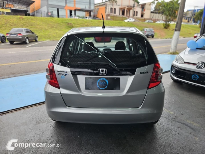 Fit LX 1.4/ 1.4 Flex 8V/16V 5p Mec.