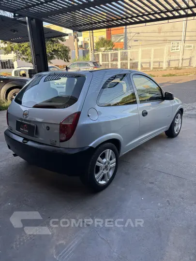 CELTA 1.0 MPFI Life 8V