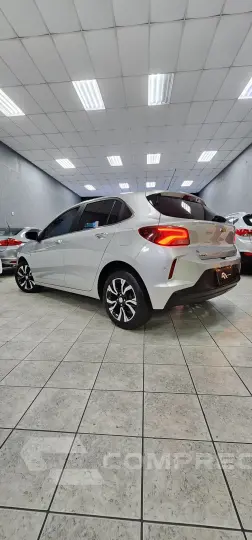 ONIX HATCH PREM. 1.0 12V TB Flex 5p Aut.