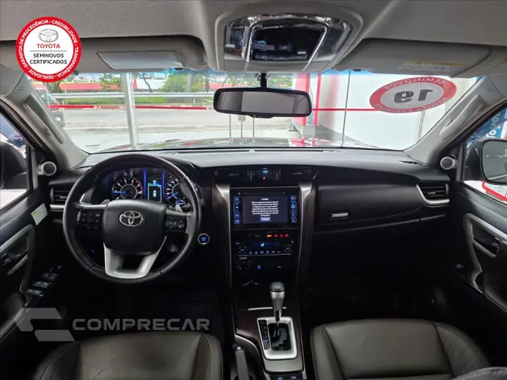 HILUX SW4 2.8 SRX 4X4 7 LUGARES 16V TURBO INTERCO