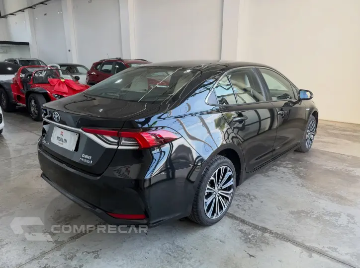 COROLLA 1.8 VVT-I Hybrid Altis Premium
