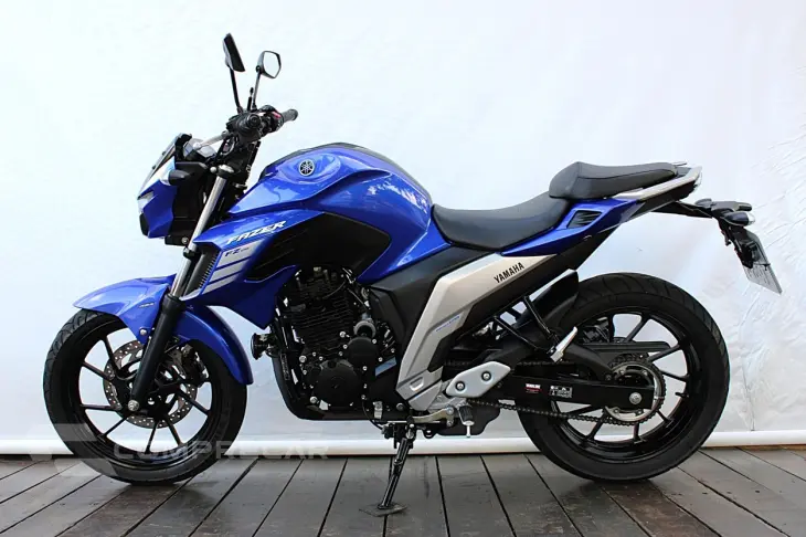 YAMAHA FZ25 FAZER ABS