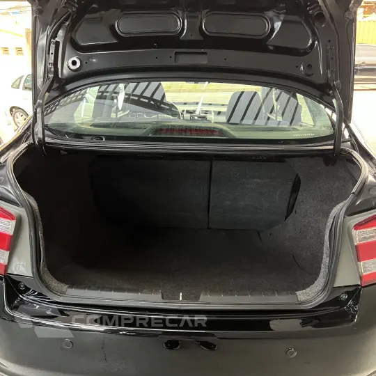 CITY Sedan LX 1.5 Flex 16V 4p Aut.
