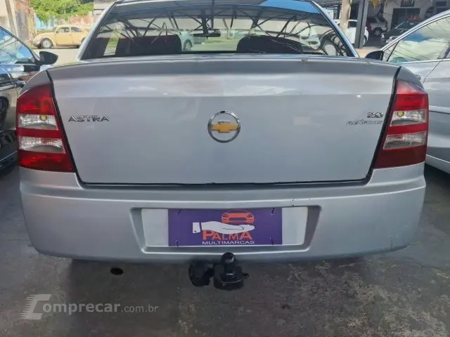 ASTRA SEDAN - 2.0 MPFI ADVANTAGE SEDAN 8V 4P MANUAL