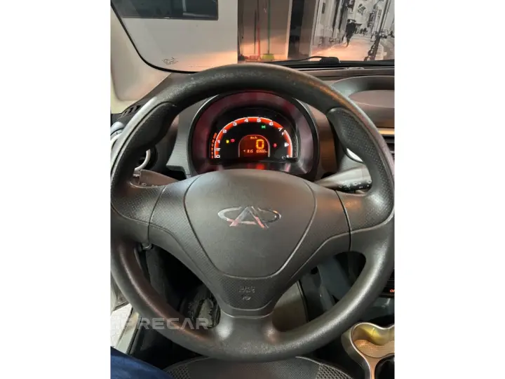 QQ 1.0 MPFI LOOK 12V FLEX 4P MANUAL