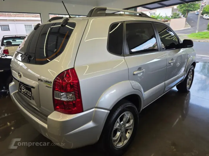 TUCSON 2.0 MPFI GLS 4X2 16V 143cv 2WD