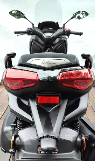 YAMAHA XMAX 250 CONNECTED ABS