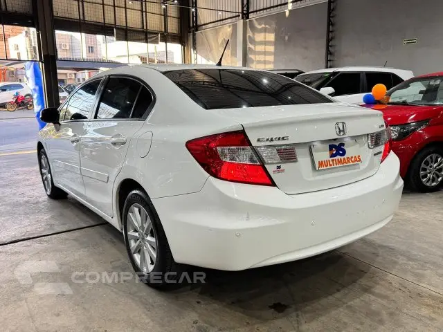 CIVIC - 1.8 LXS 16V 4P AUTOMÁTICO