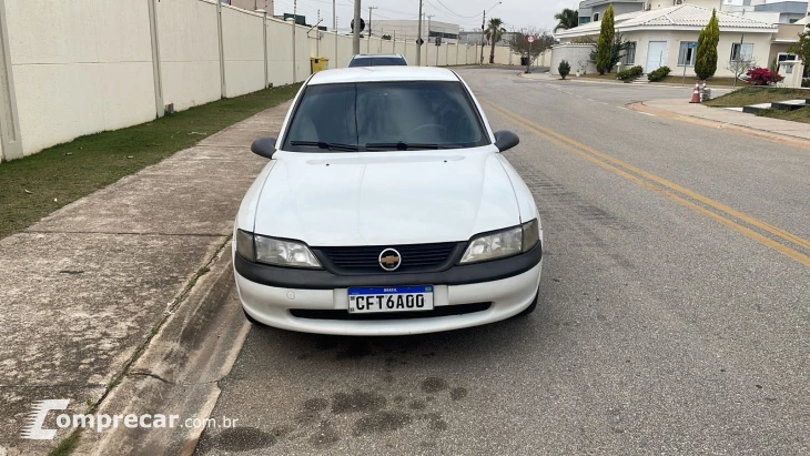 VECTRA 2.0 MPFI GLS 8V