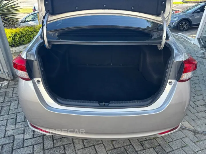 YARIS XL Sedan 1.5 Flex 16V 4p Aut.
