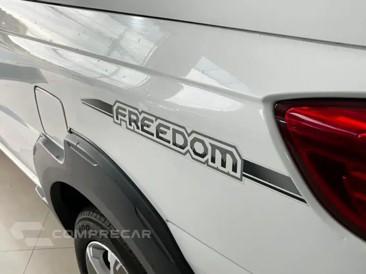 Strada Freedom 1.4 Flex 8V CS