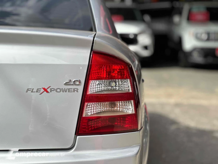 ASTRA 2.0 MPFI COMFORT SEDAN 8V FLEX 4P MANUAL
