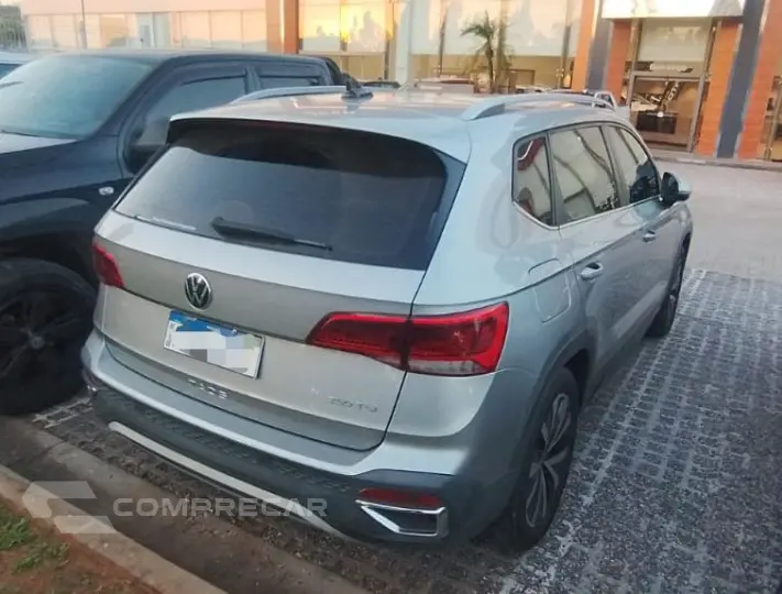 TAOS 1.4 250 TSI TOTAL FLEX HIGHLINE AUTOMÁTICO