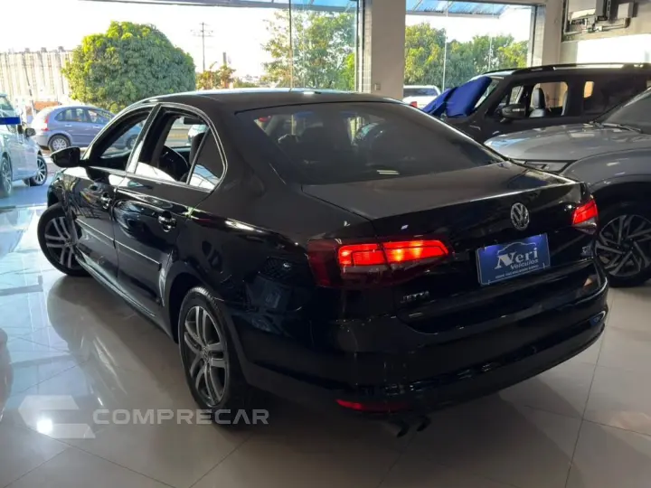 JETTA Comfortline 1.4 TSI 16V 4p Aut.