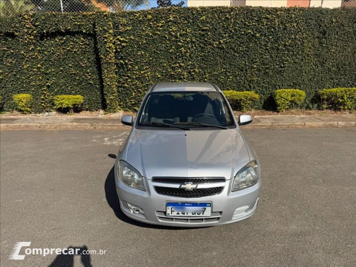 CELTA 1.0 MPFI LT 8V