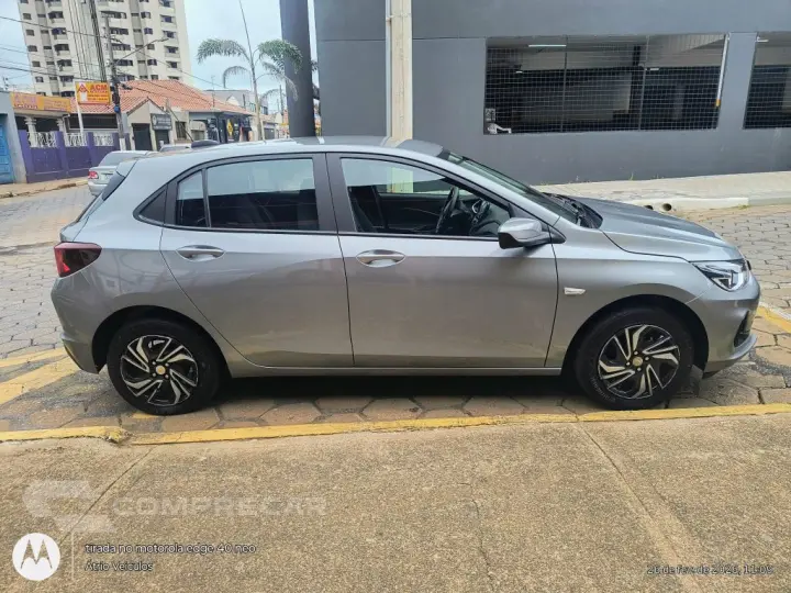 ONIX HATCH LT 1.0 12V Flex 5p Mec.