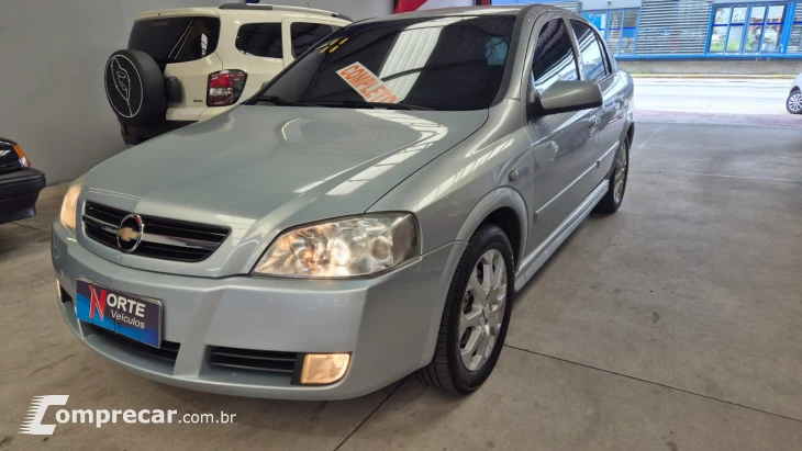 ASTRA 2.0 MPFI Advantage 8V