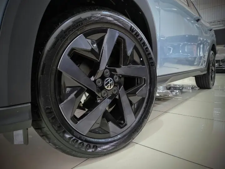 TERA 1.0 170 TSI HIGH AUTOMÁTICO