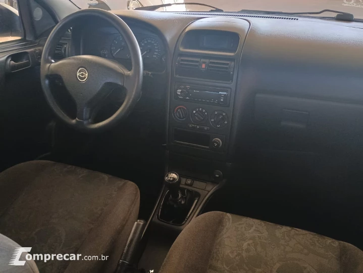 Astra sedan 1.8