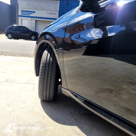 208 Like 1.0 Flex 6V 5p Mec.
