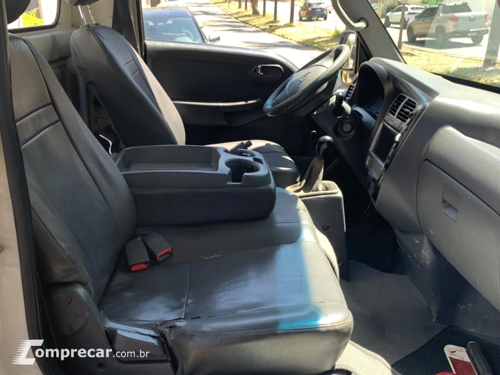 BONGO 2.5 K-2500 4X2 CS TURBO DIESEL 2P MANUAL