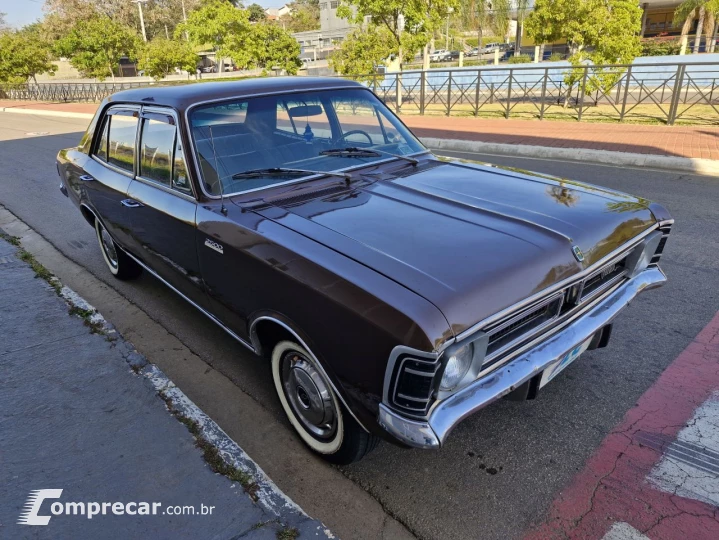 Opala 2.5 4P DE LUXO