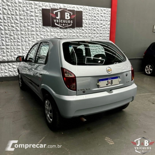 CELTA 1.0 MPFI Life 8V