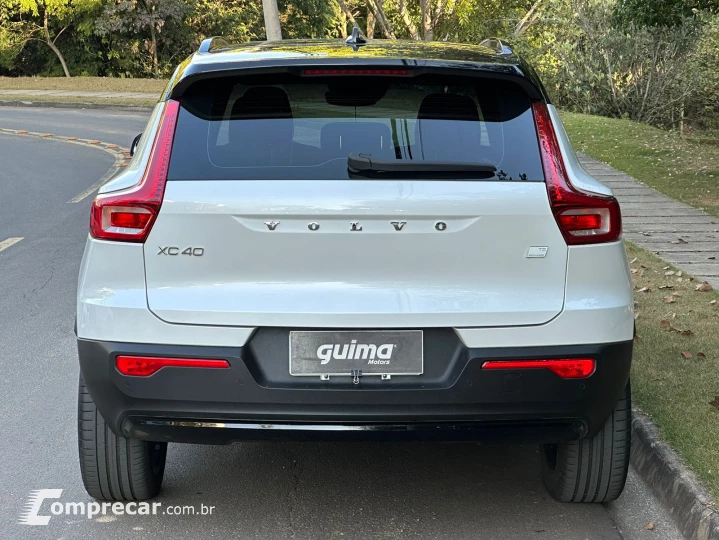 XC40 1.5 T5 Hybrid R-design FWD Geartronic